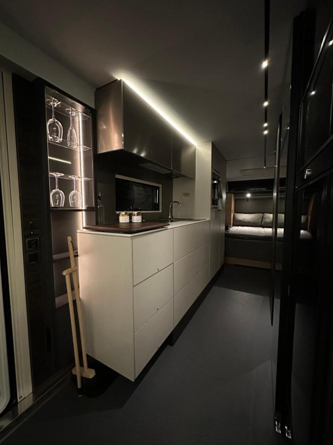 Santa'S Luxury Trailer Hotell Rovaniemi Eksteriør bilde